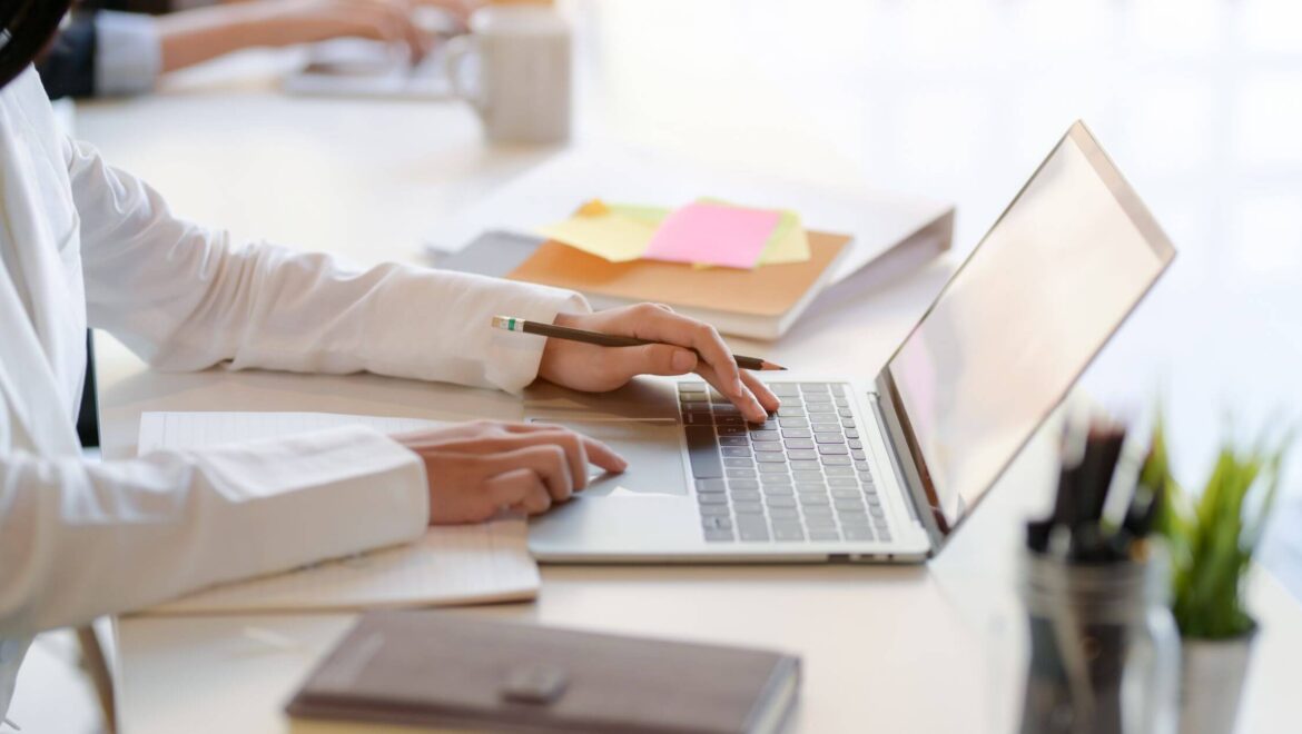 Pourquoi votre entreprise a vraiment besoin d’un site internet (et comment je peux vous aider)